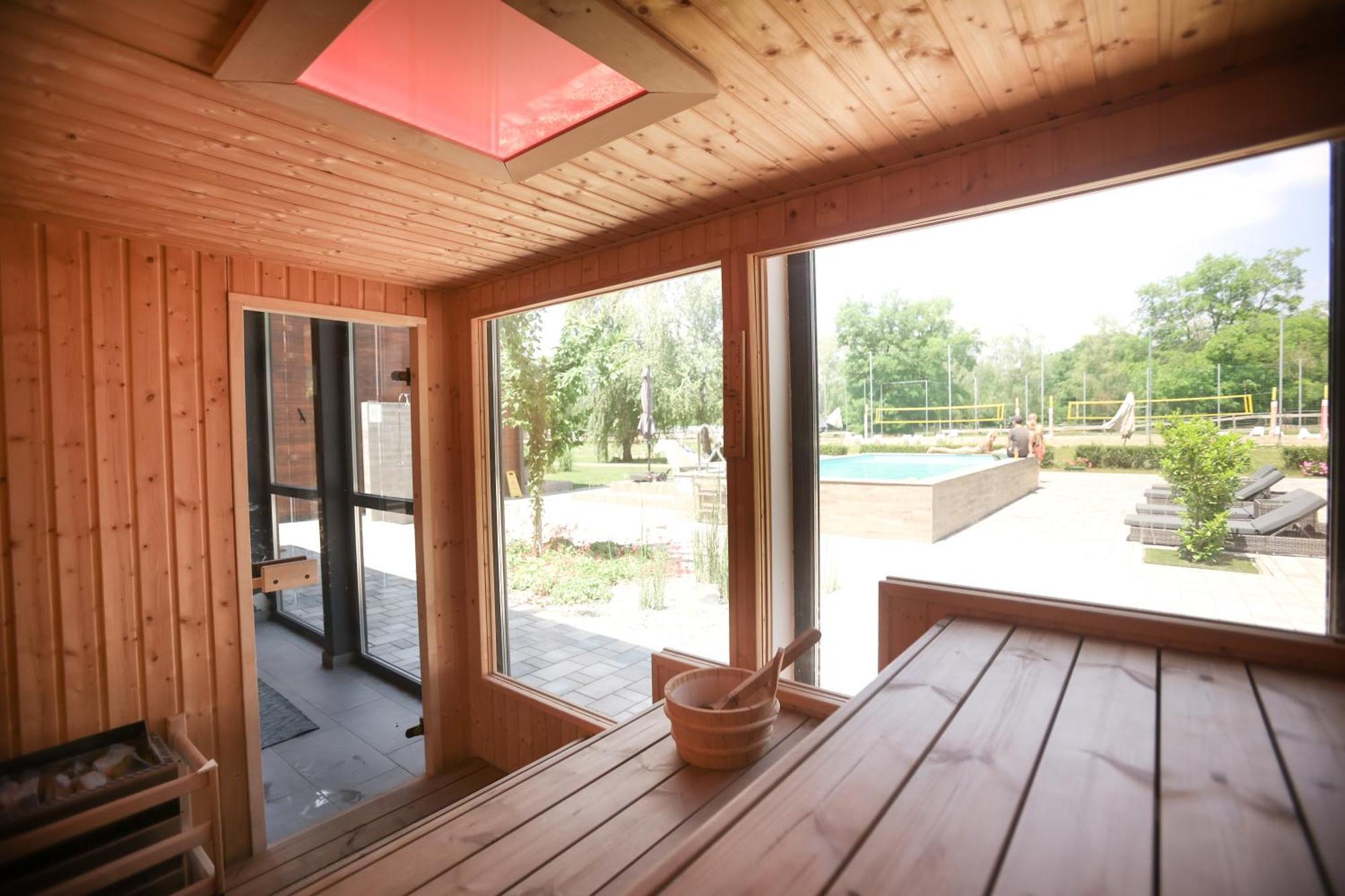 Mohácsi Wellness Vendégház és Lovasklub Exterior foto